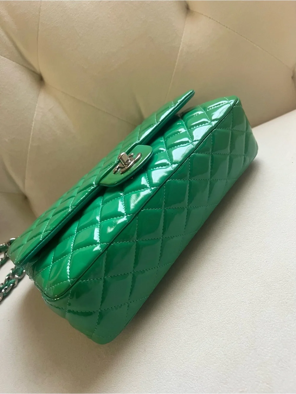 💚💚Chanel Classic Double Flap Meduim Size